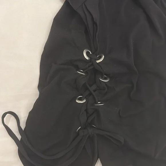 H&M LACE UP DETAIL TSHIRT - Picture 5 of 5